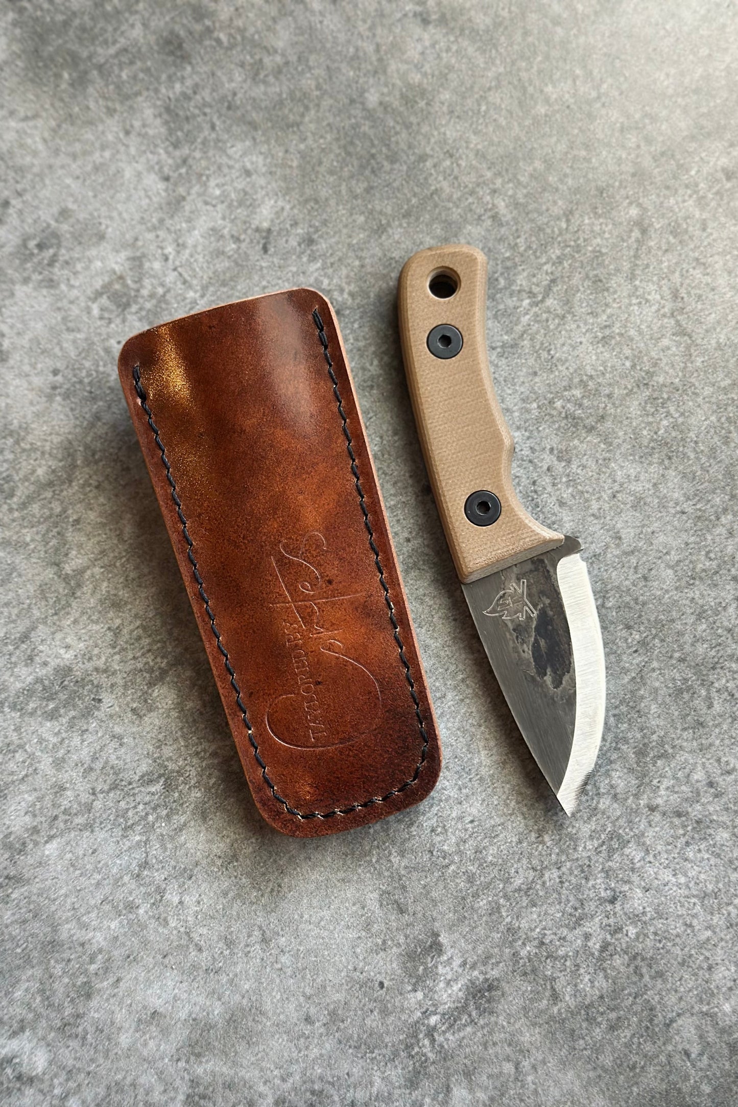 Marble Walnut Shell Cordovan TBC Pocket Sheath