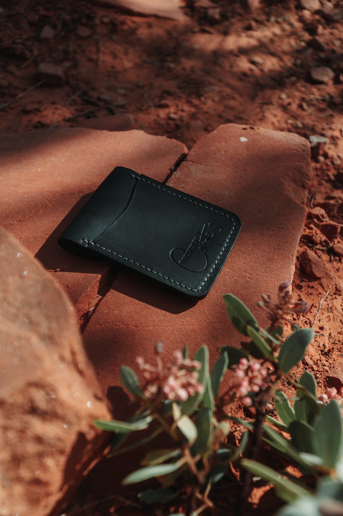 Black Minerva Toby Wallet