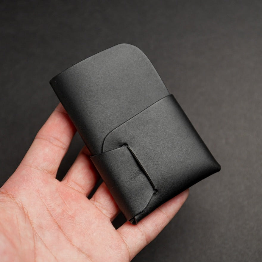 The roobie black leather wallet
