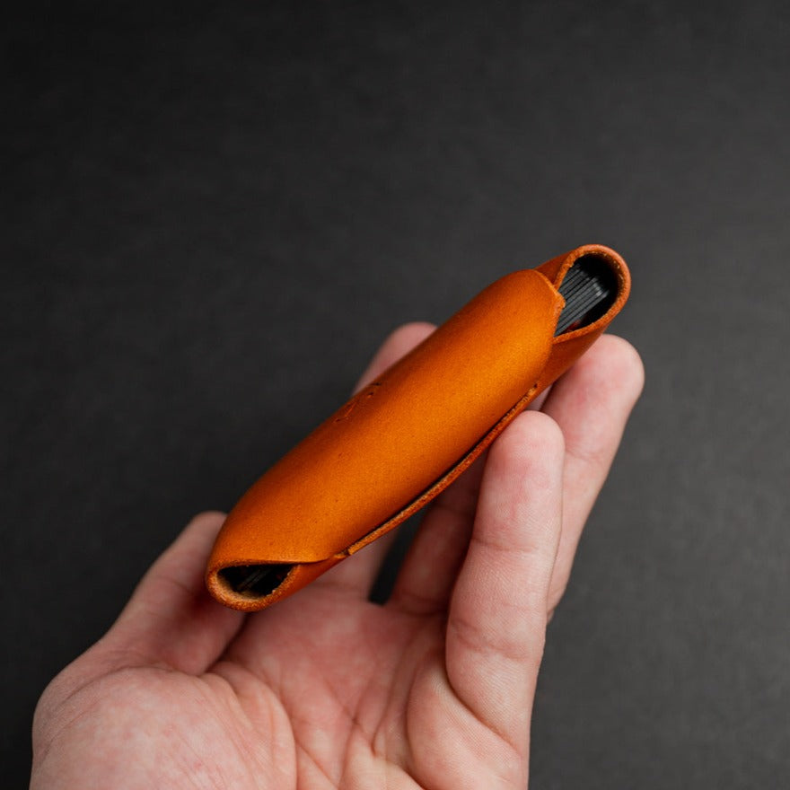 the maxwell olmo leather wallet
