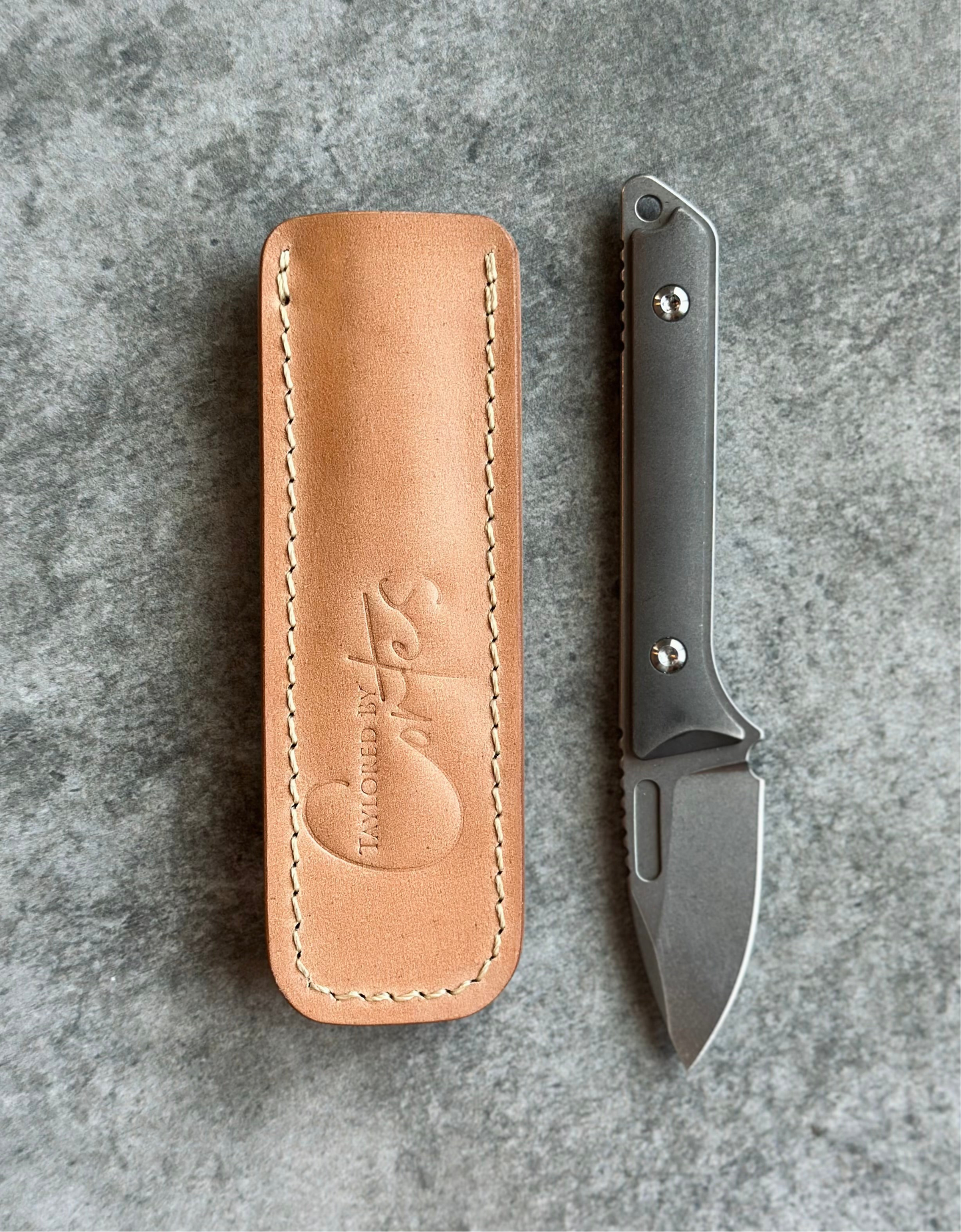 Natural Glazed Shell Cordovan TBC Pocket Sheath